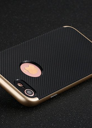 Protective iPhone Carbon Fiber Case Fuchsia Molly