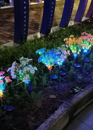 Solar Garden Lights LED Flower Stake Lamp Outdoor Yard Waterproof Puce Gaia