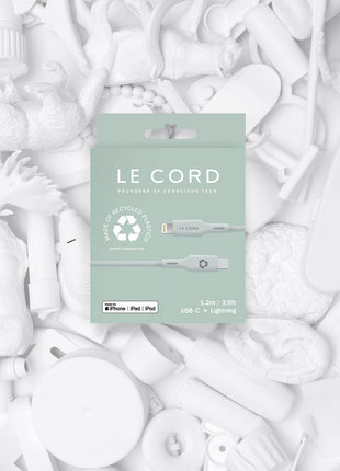 Pale Pine iPhone Lightning to Type C · 1.2 meter · Made of recycled Lavender Cassandra