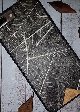 Organic Case - Skeleton Leaves Tan Lily